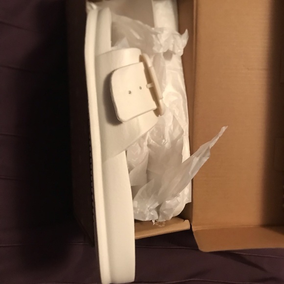 White summer slides - Picture 4 of 8